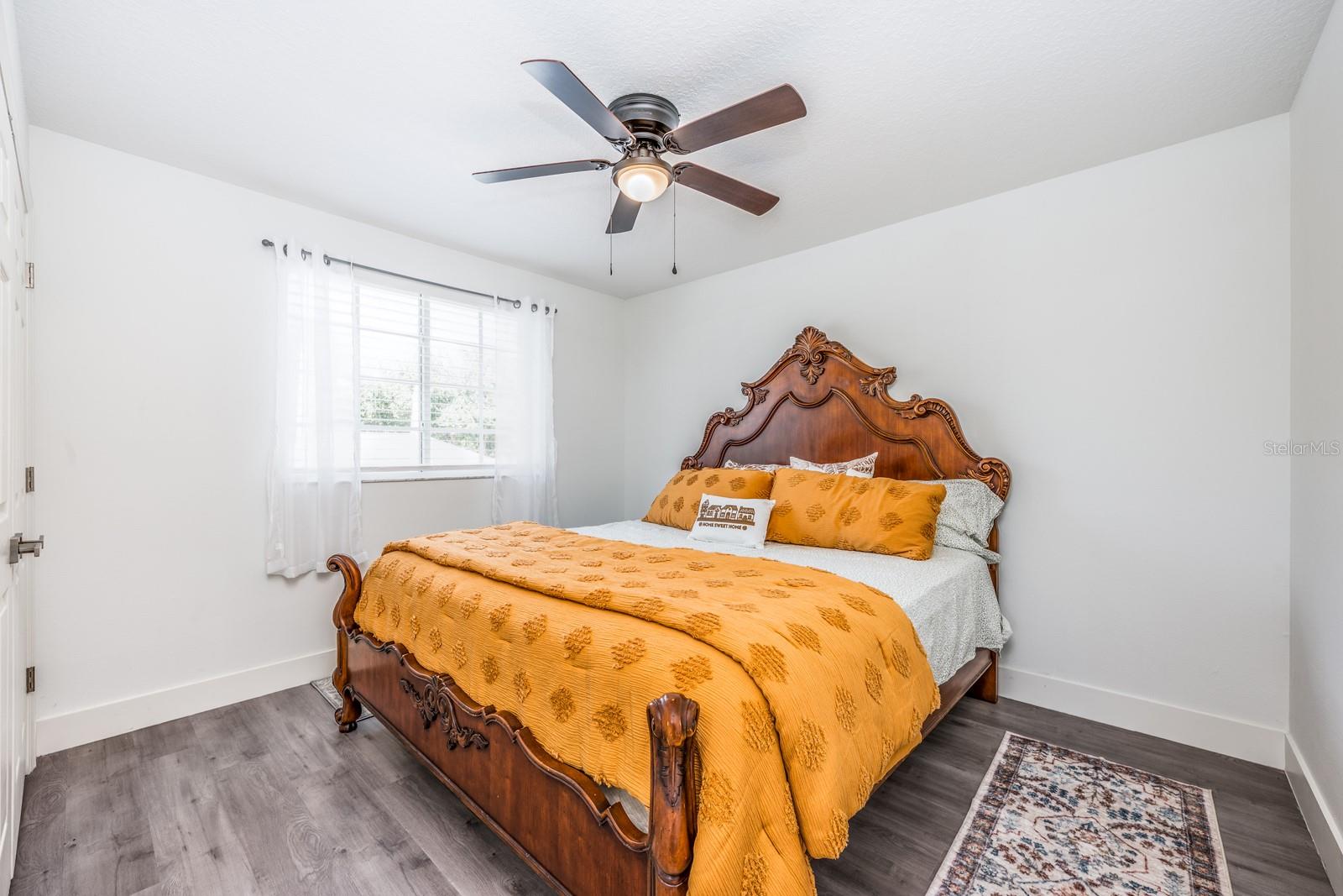 Image 28 of 36 For 1952 Edinborough Place