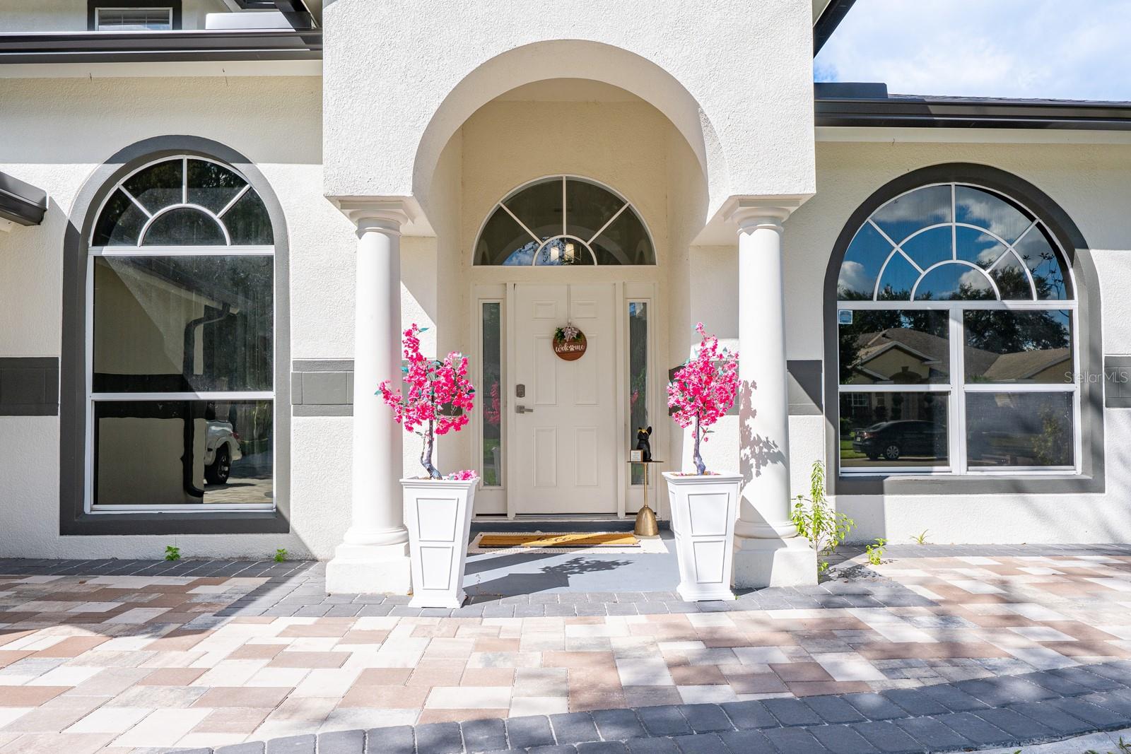 Image 3 of 36 For 1952 Edinborough Place