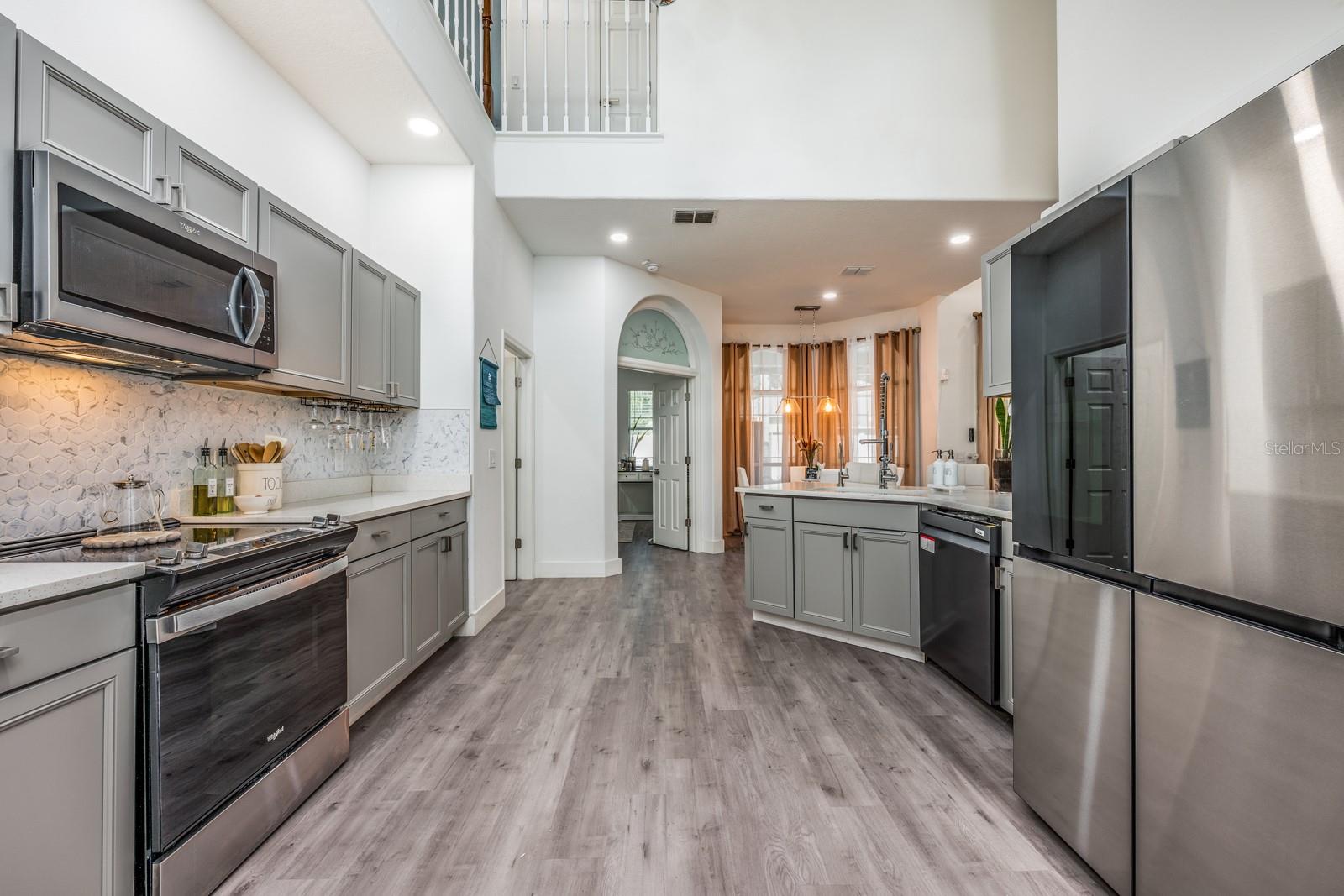 Image 9 of 36 For 1952 Edinborough Place