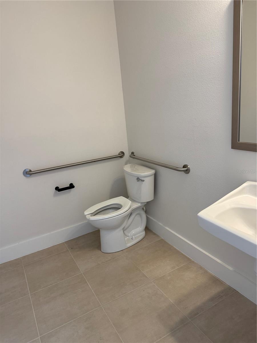 Image 10 of 16 For 326 Center Lake Lane