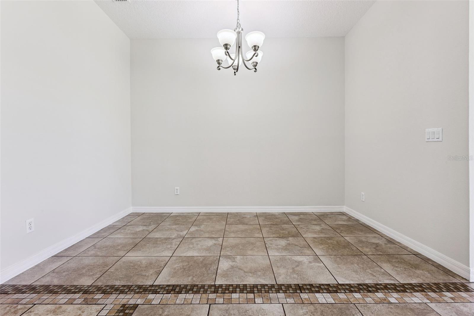 Image 15 of 32 For 2332 Black Lake Boulevard