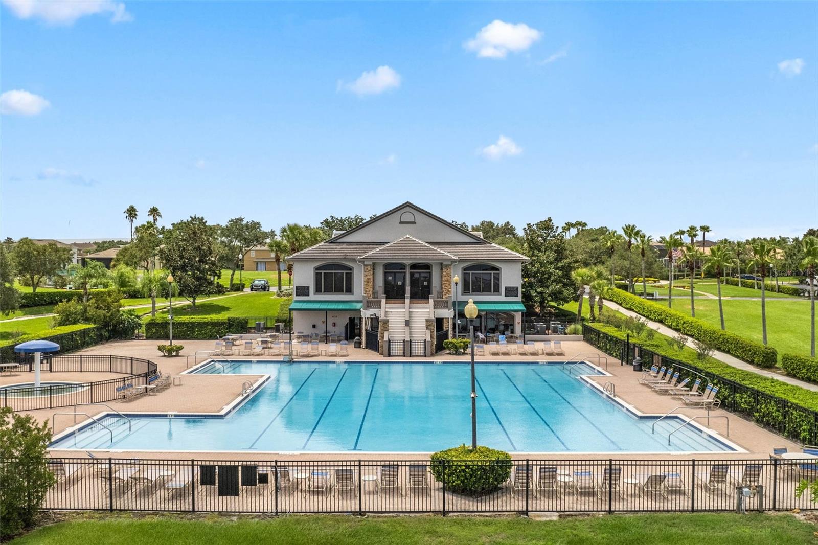 Image 33 of 41 For 2332 Black Lake Boulevard