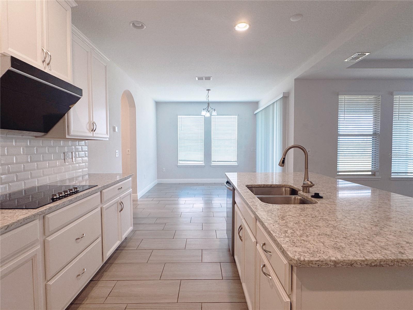 Image 22 of 100 For 9988 Beach Port Drive