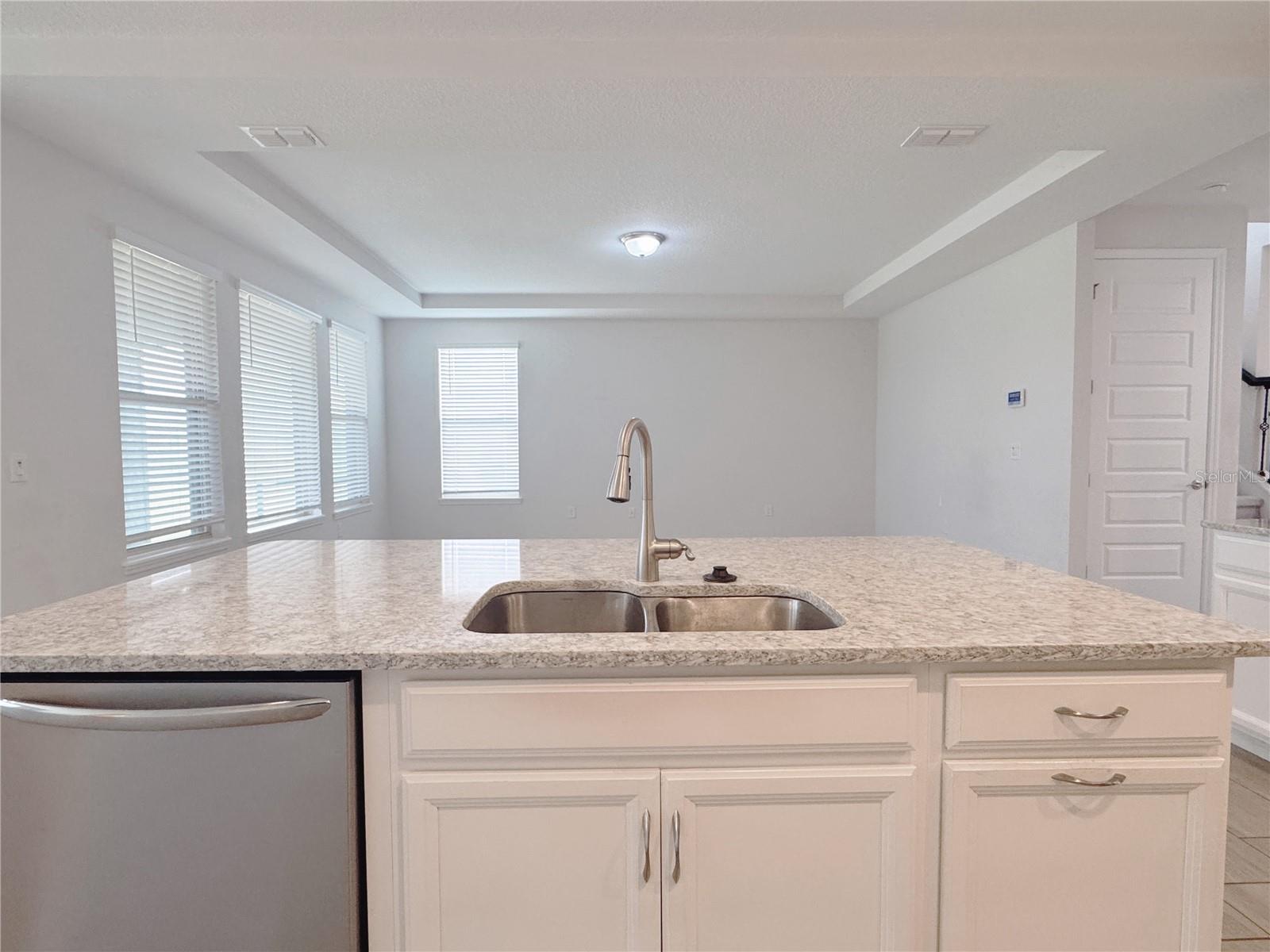 Image 24 of 100 For 9988 Beach Port Drive