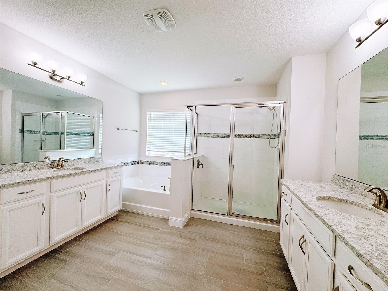 Image 61 of 100 For 9988 Beach Port Drive