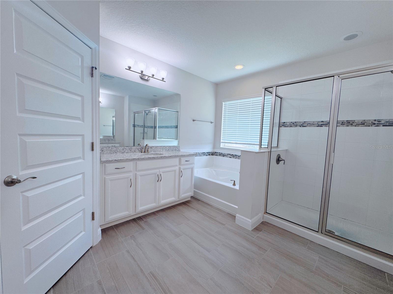 Image 64 of 100 For 9988 Beach Port Drive