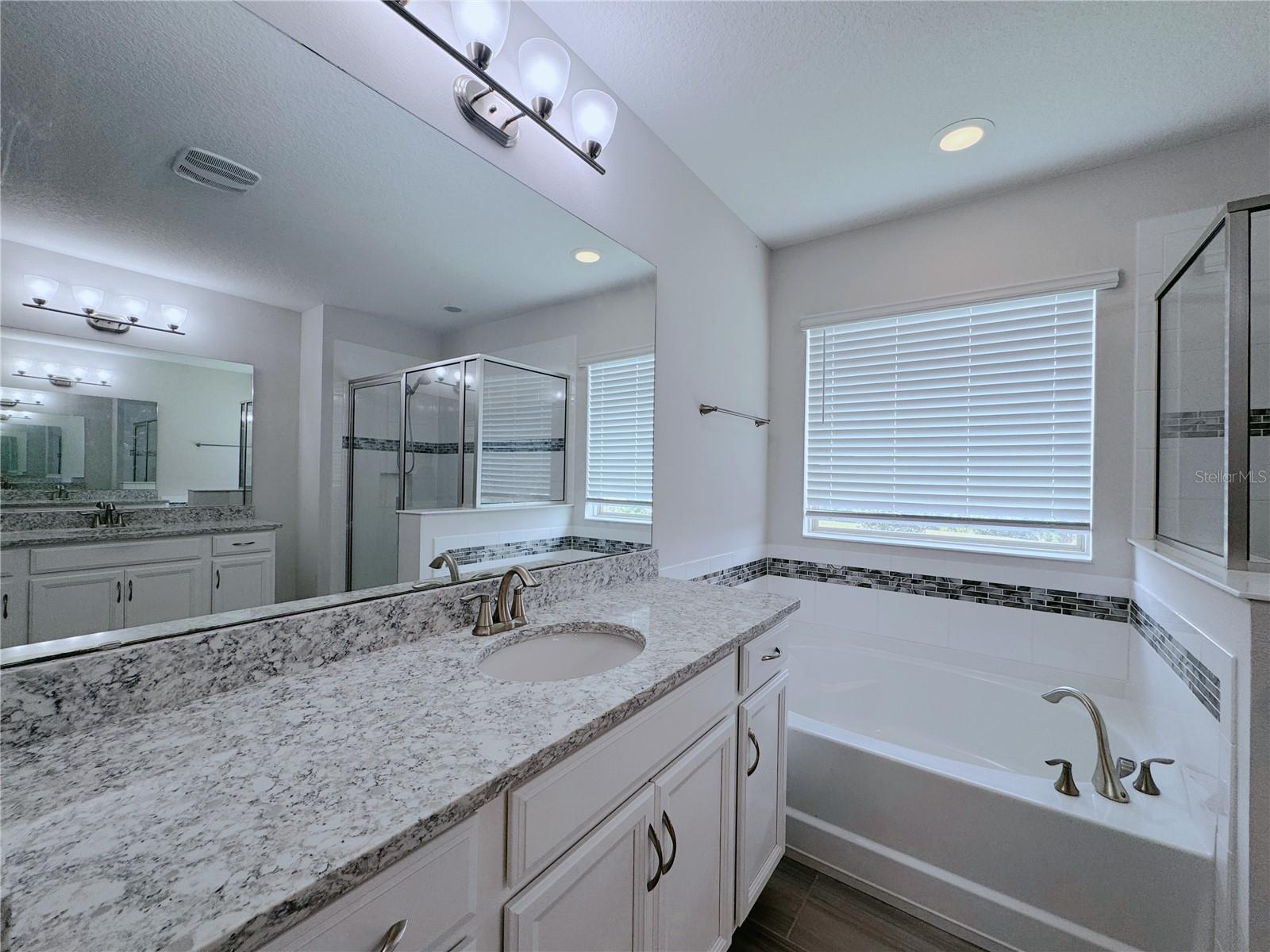 Image 65 of 100 For 9988 Beach Port Drive