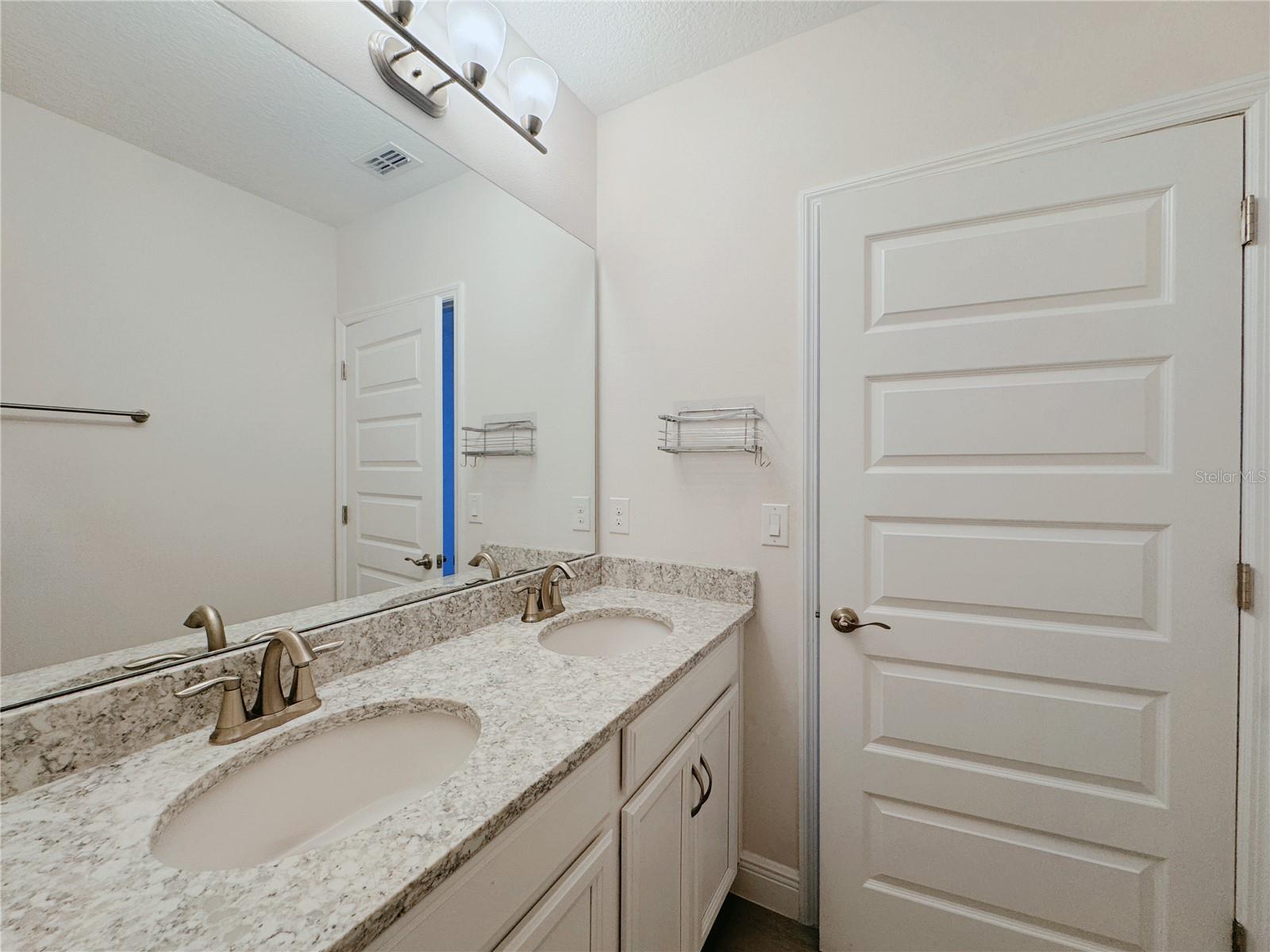 Image 73 of 100 For 9988 Beach Port Drive