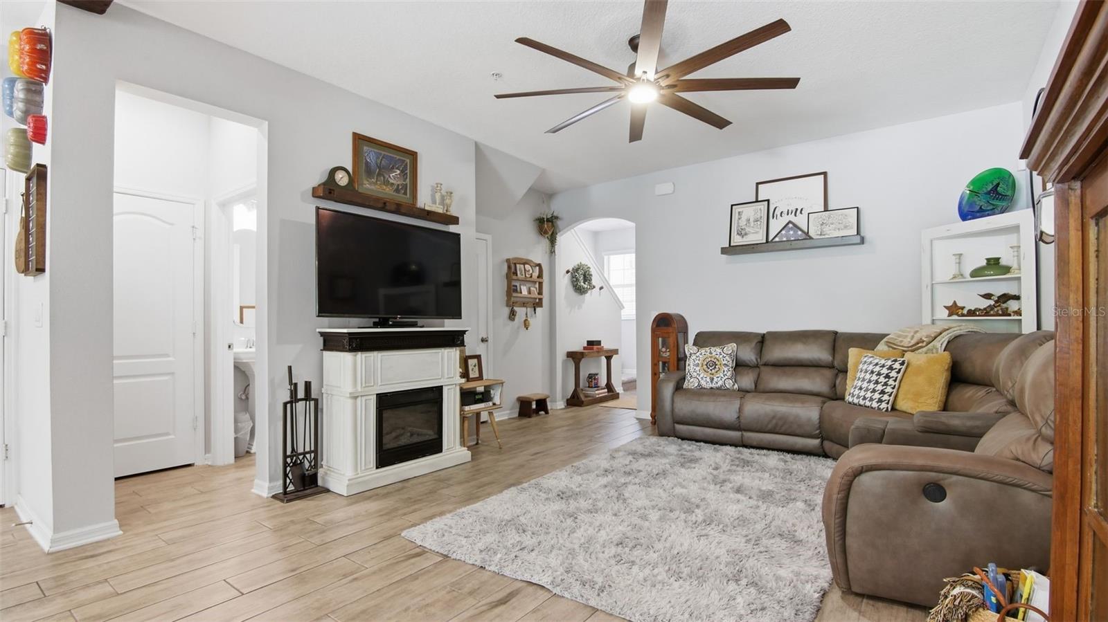 Image 8 of 35 For 212 Evertree Loop
