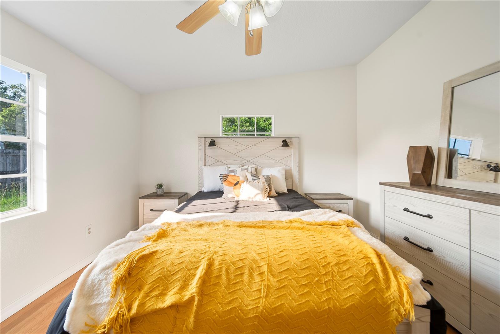 Image 10 of 19 For 211 Valencia Road