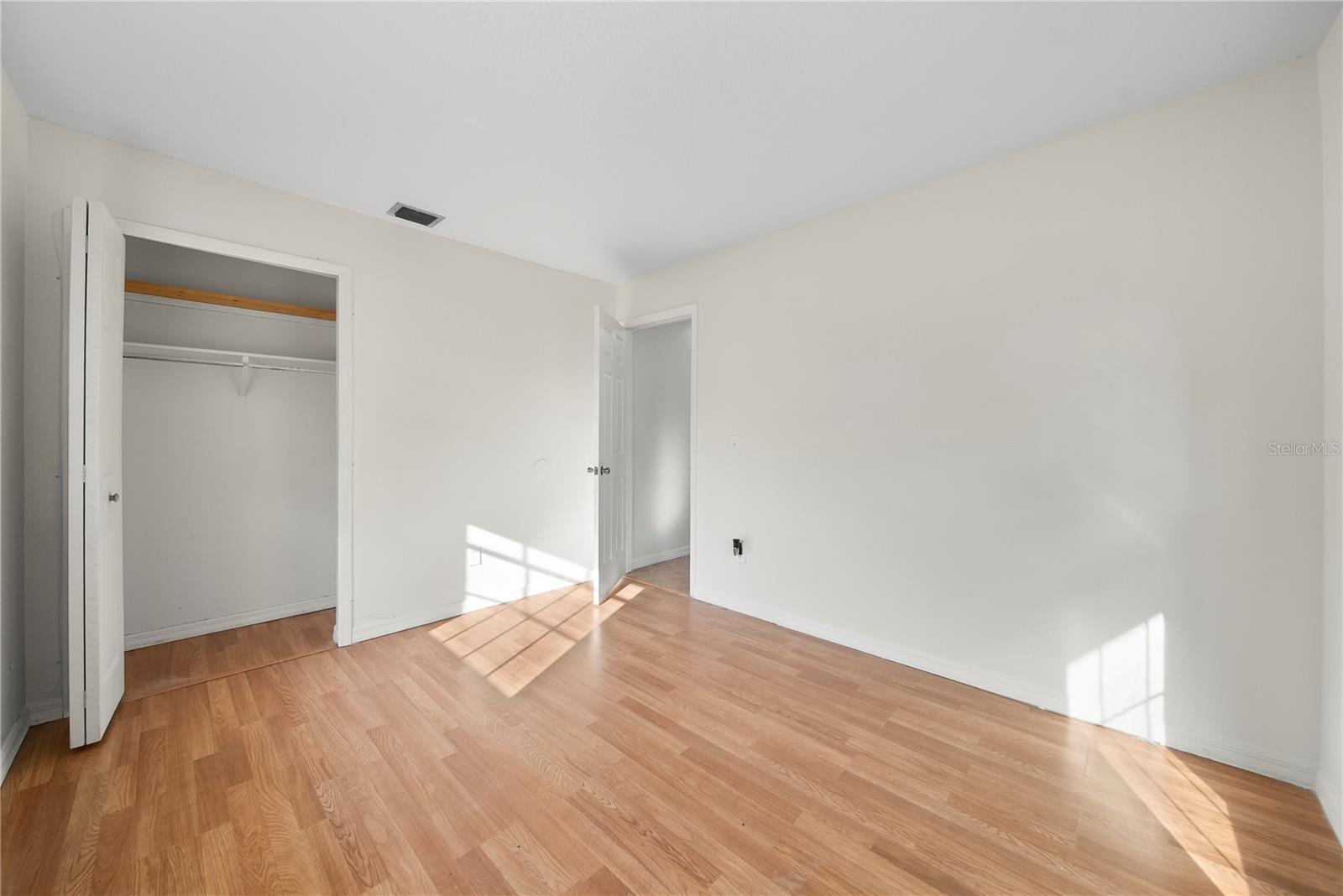 Image 15 of 19 For 211 Valencia Road