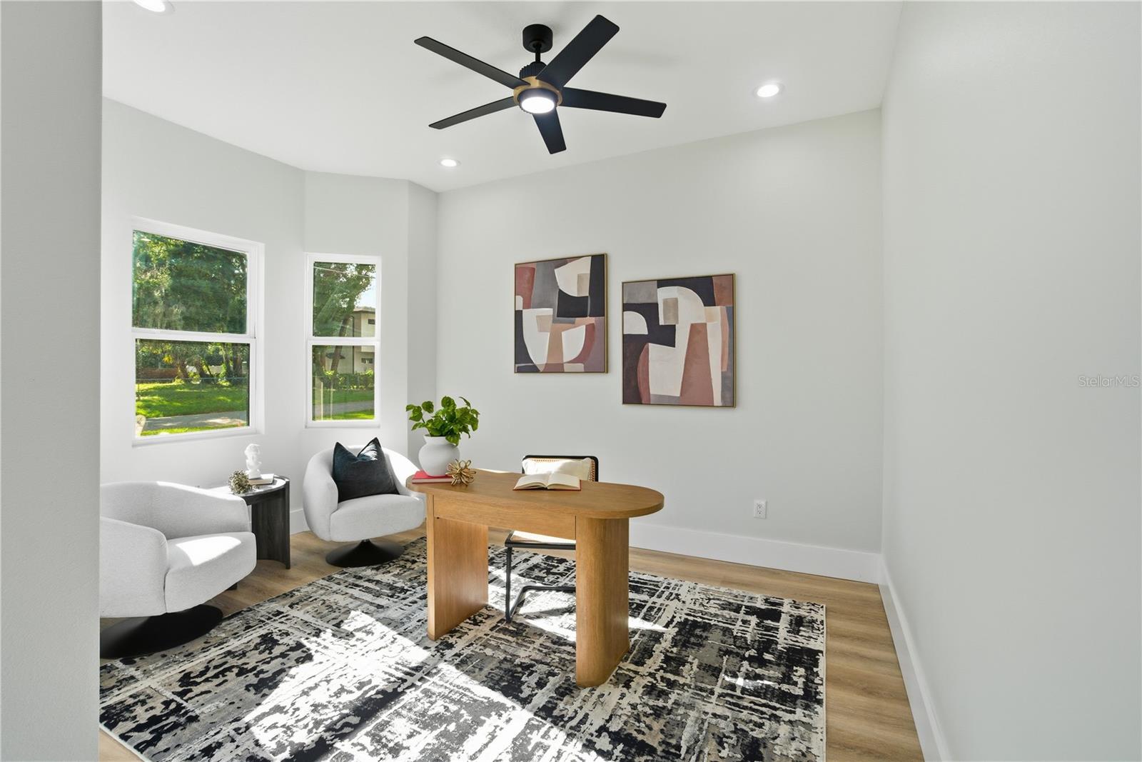 Image 19 of 51 For 5719 Peninsular Drive