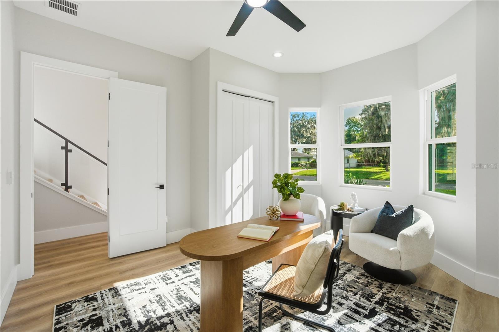 Image 20 of 51 For 5719 Peninsular Drive