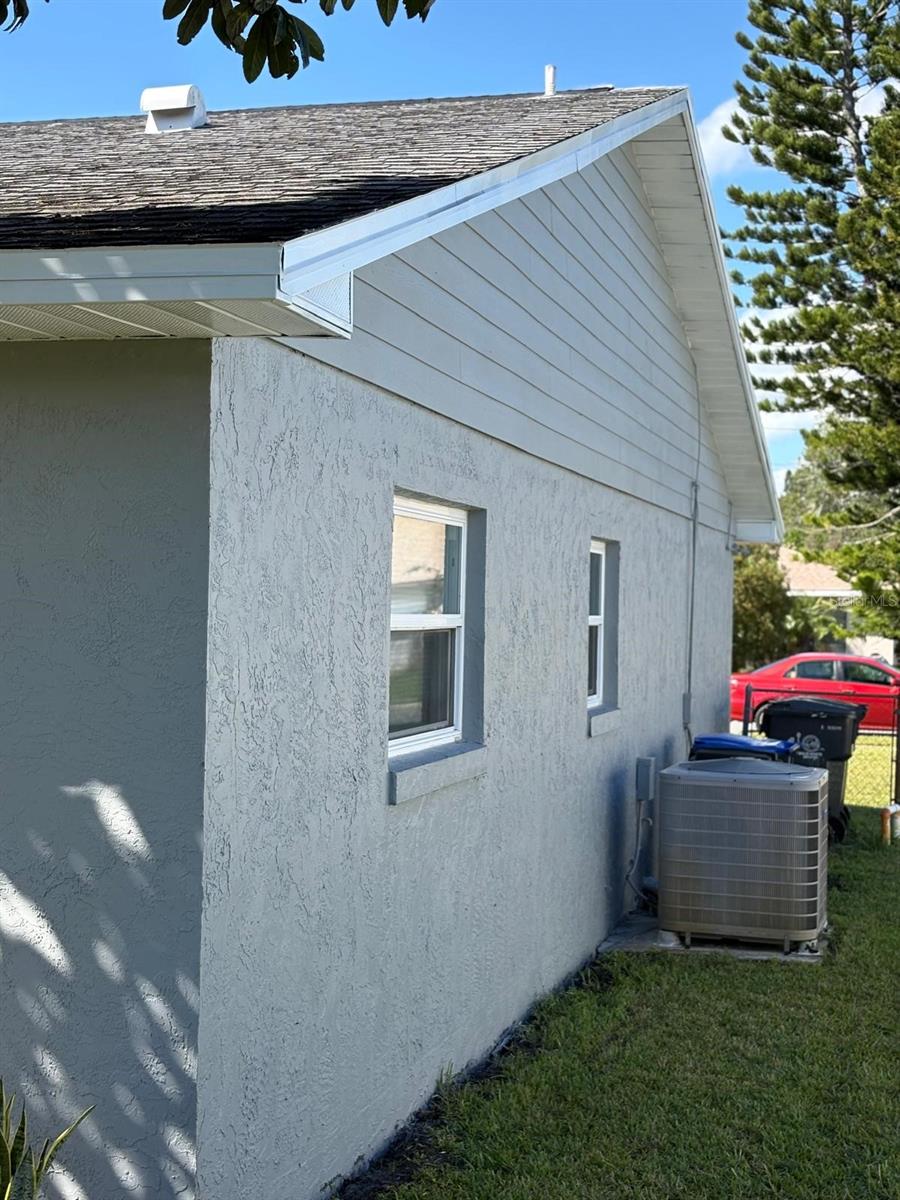 Image 12 of 37 For 75 Towne Place