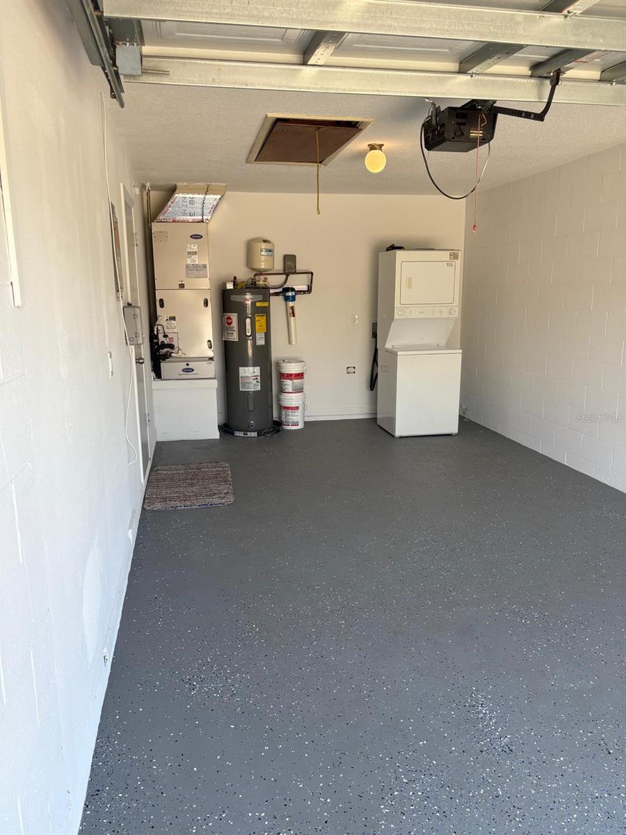 Image 13 of 37 For 75 Towne Place