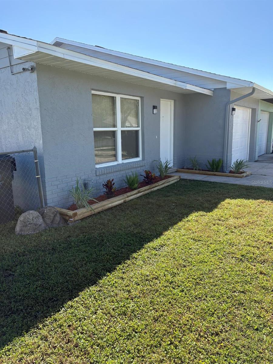 Image 2 of 37 For 75 Towne Place