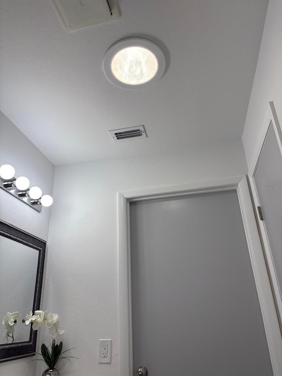 Image 26 of 37 For 75 Towne Place