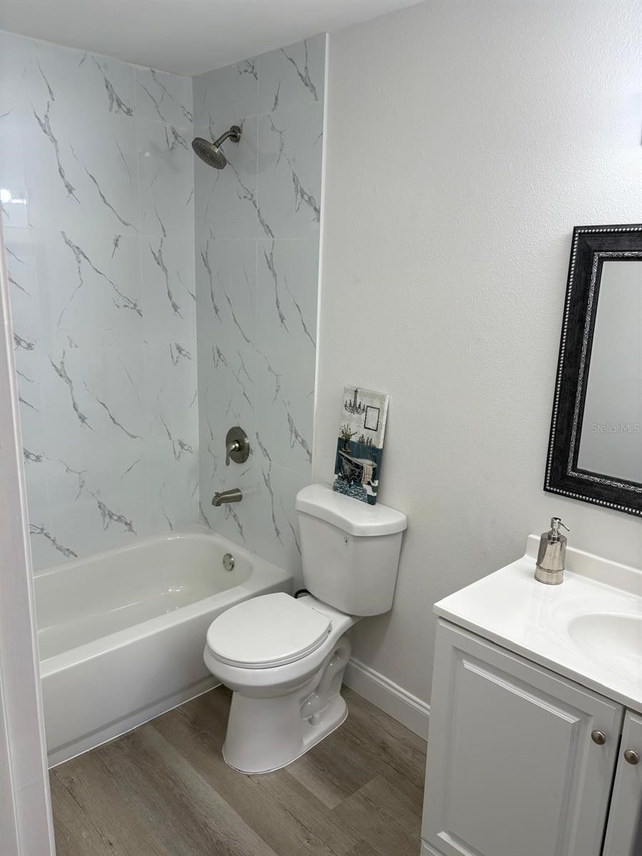 Image 29 of 37 For 75 Towne Place