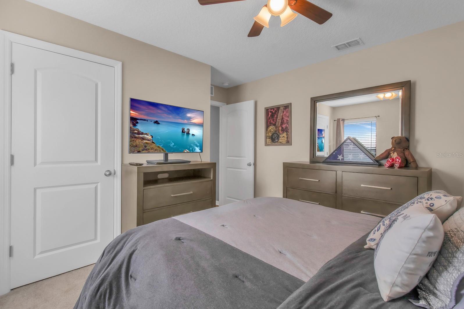 Image 29 of 38 For 904 Aspen View Circle