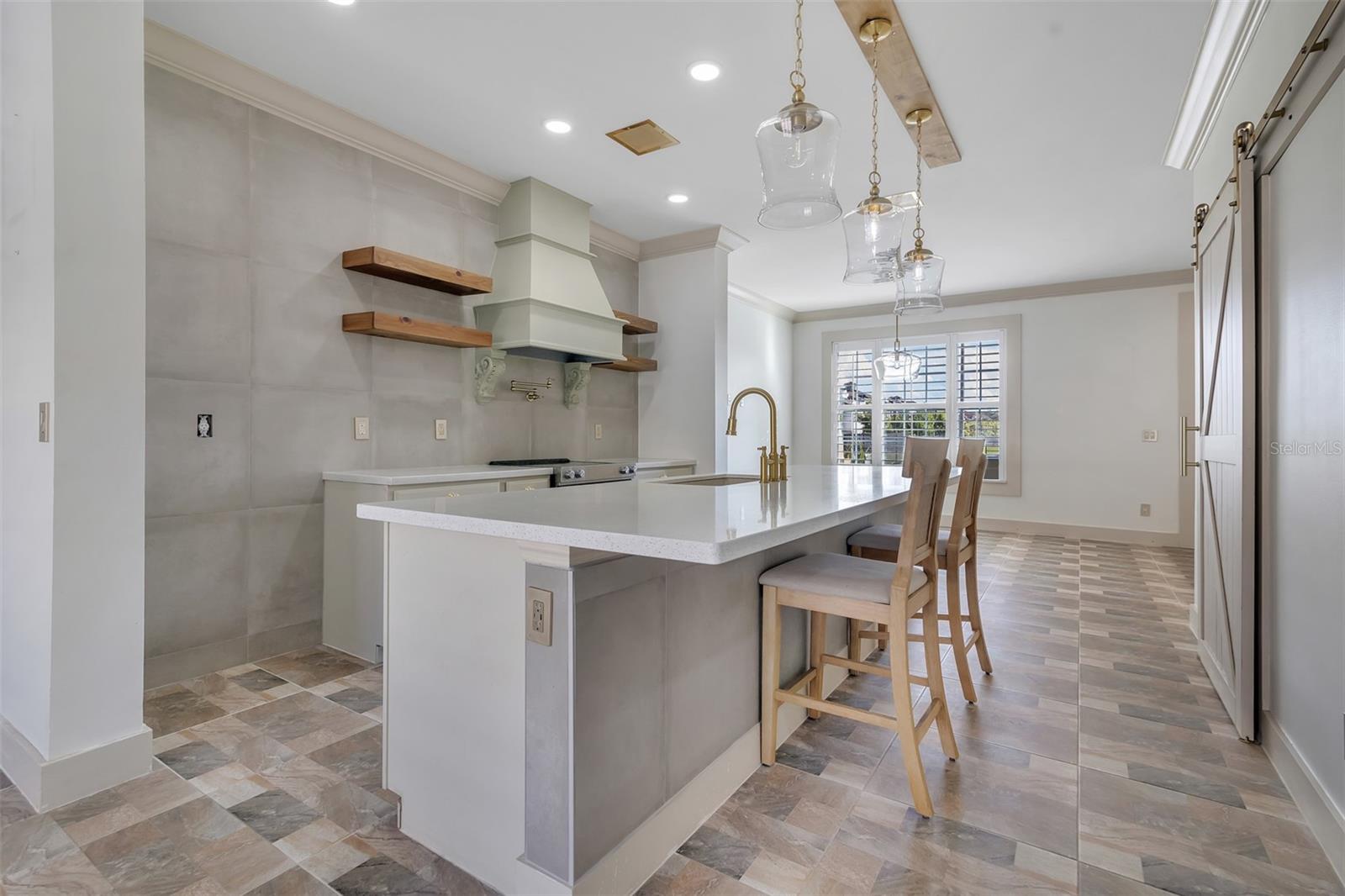 Image 11 of 31 For 11818 Water Run Alley