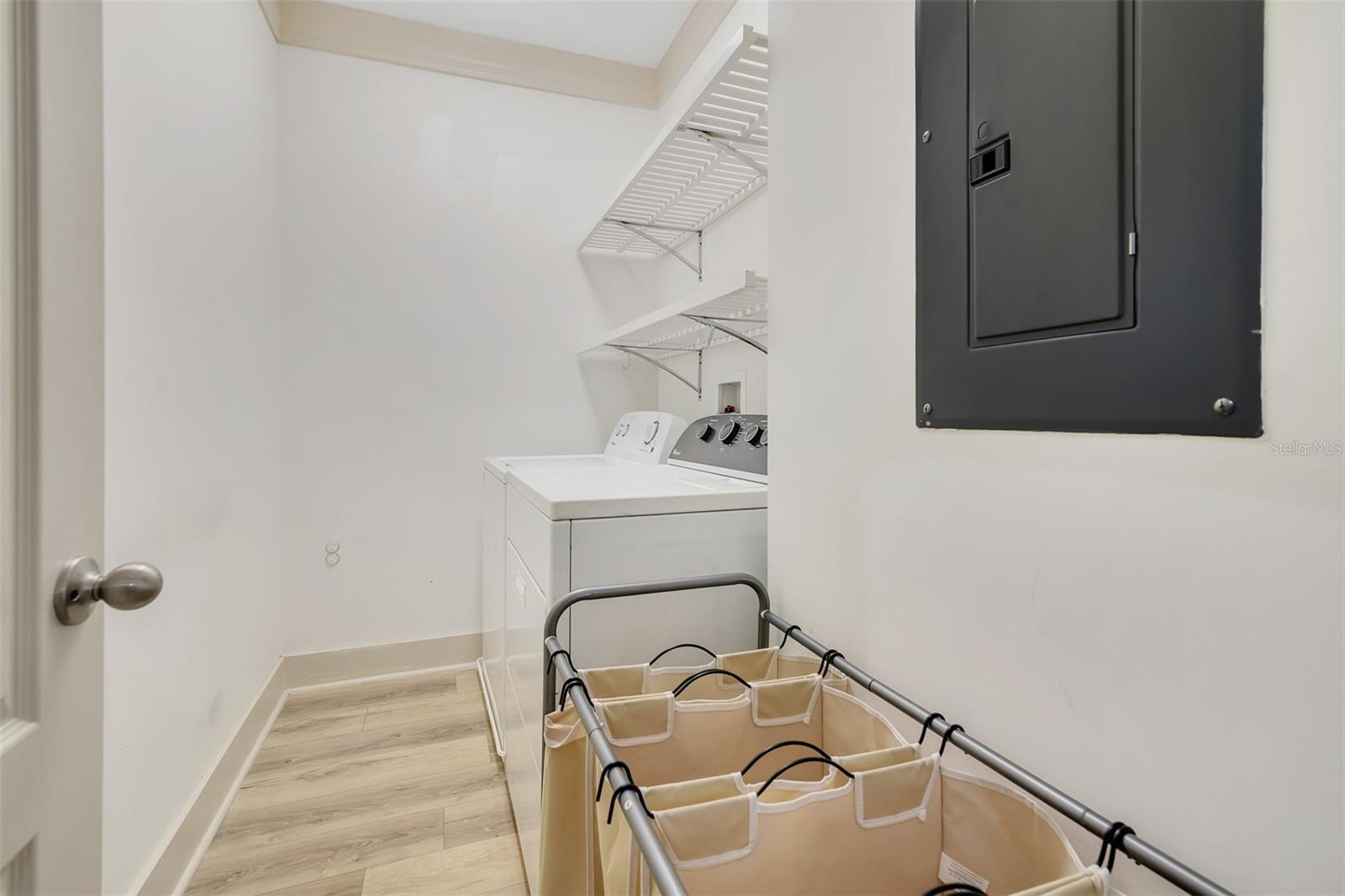 Image 23 of 31 For 11818 Water Run Alley