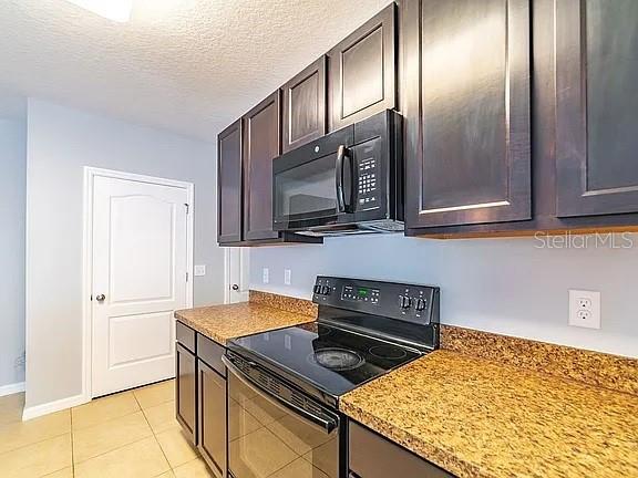 Listing photo id 12 for 10201 Hawk Storm Avenue