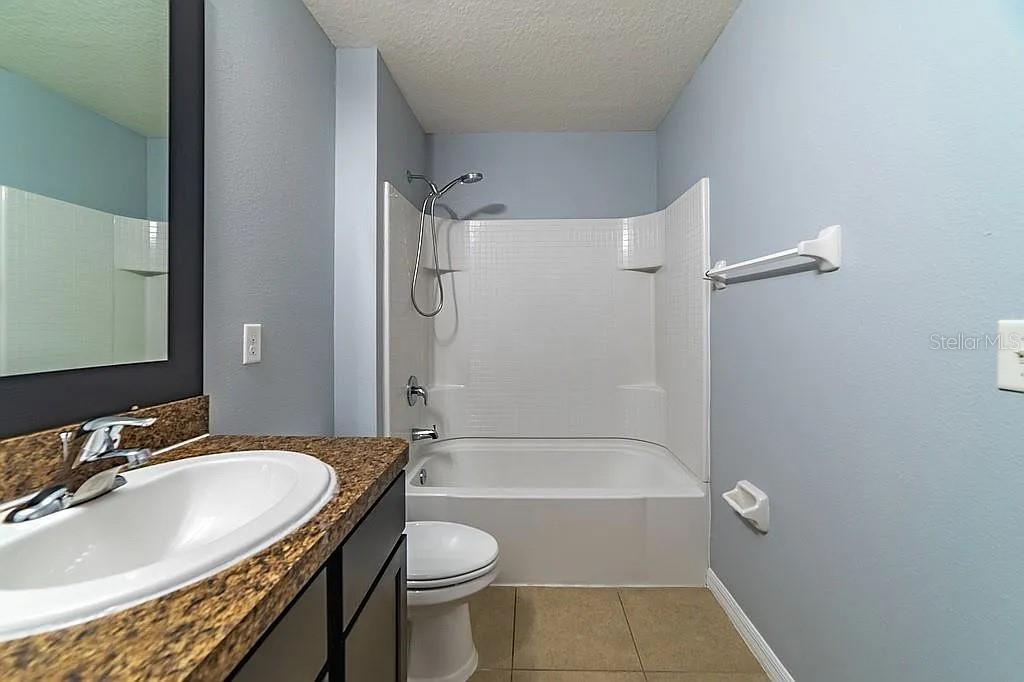 Listing photo id 23 for 10201 Hawk Storm Avenue