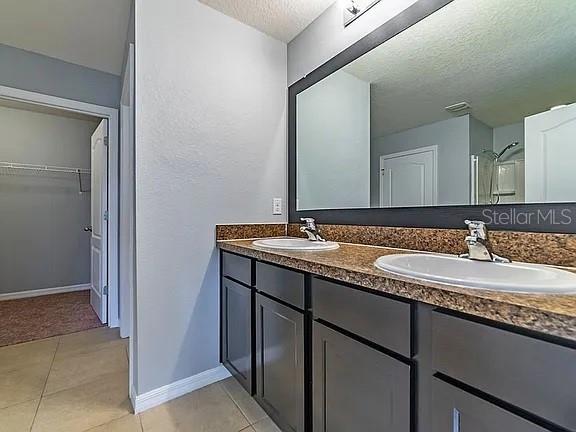 Listing photo id 28 for 10201 Hawk Storm Avenue
