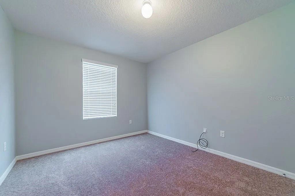 Listing photo id 37 for 10201 Hawk Storm Avenue