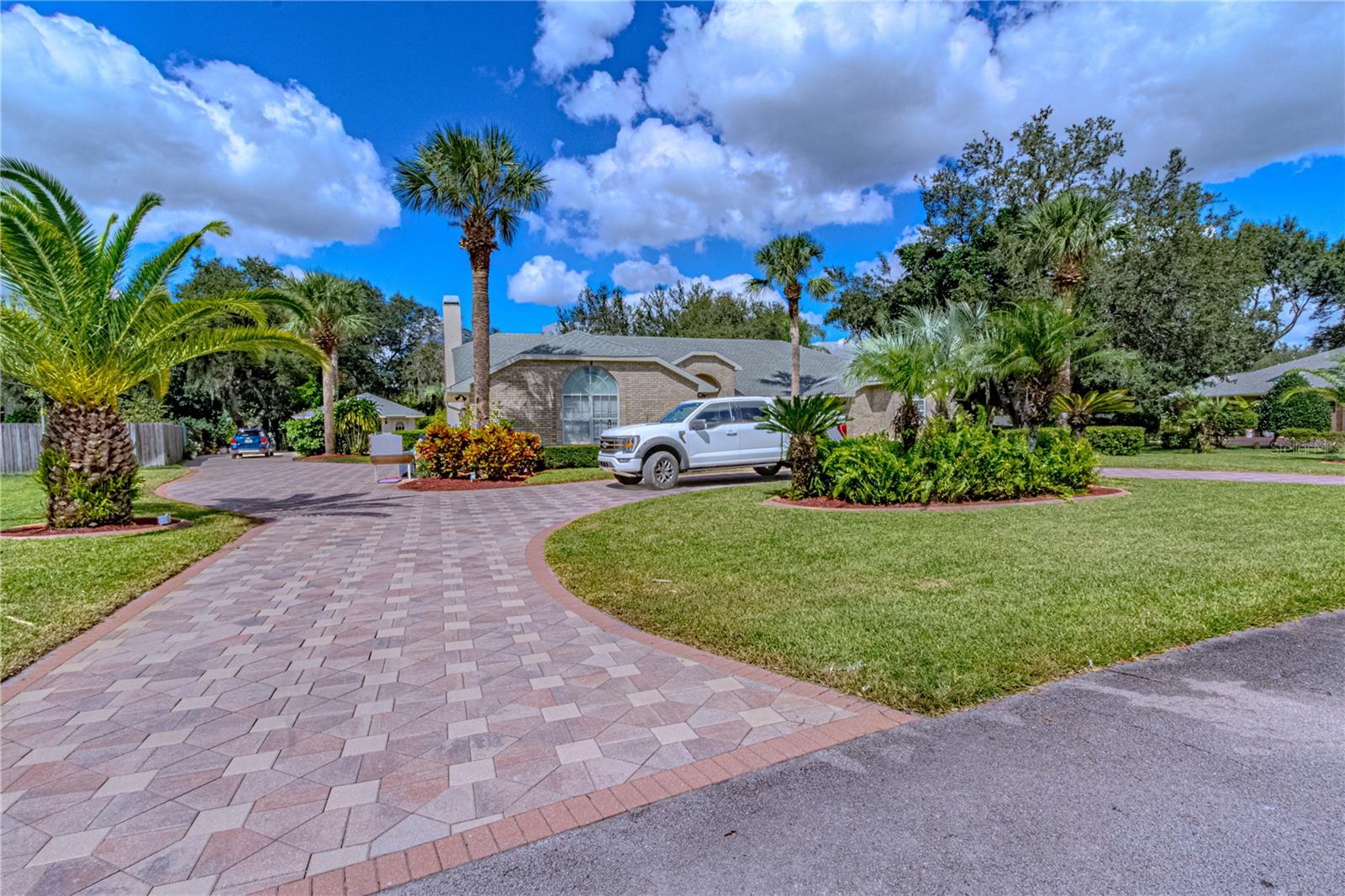Image 41 of 50 For 86 Goddard Drive