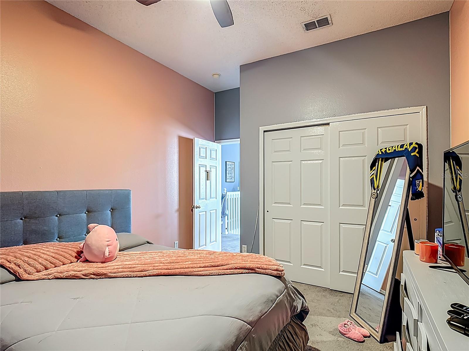 Image 27 of 62 For 2530 The Oaks Boulevard