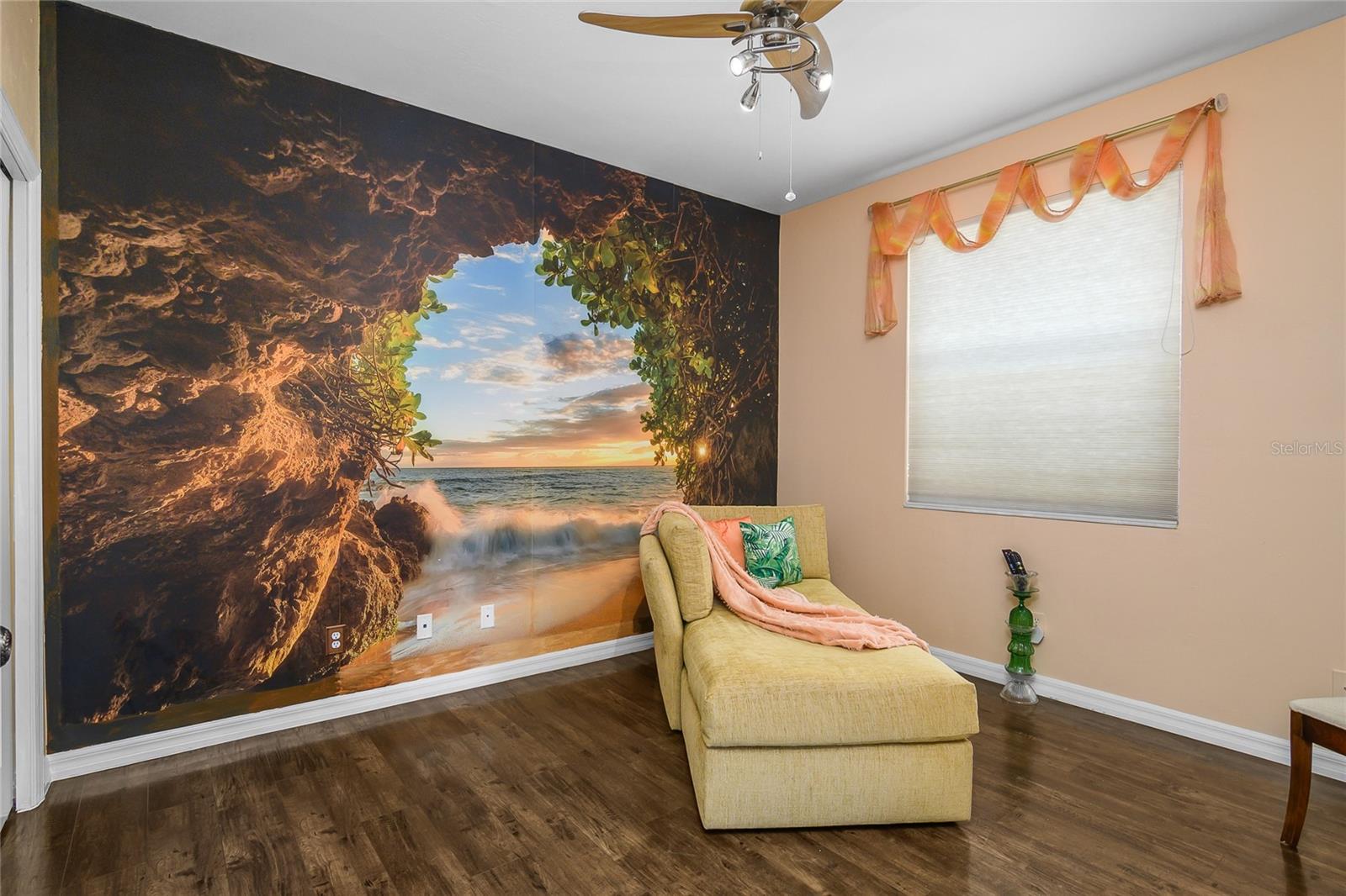 Image 32 of 46 For 10125 Golden Elm Drive