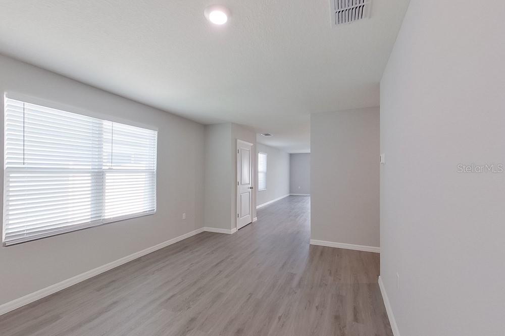 Image 3 of 20 For 8731 44th Court