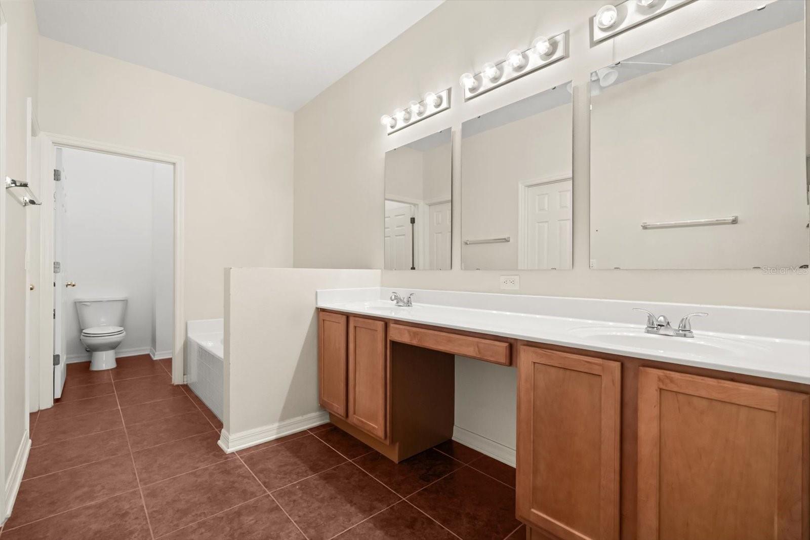 Image 22 of 34 For 872 Marietta Lane