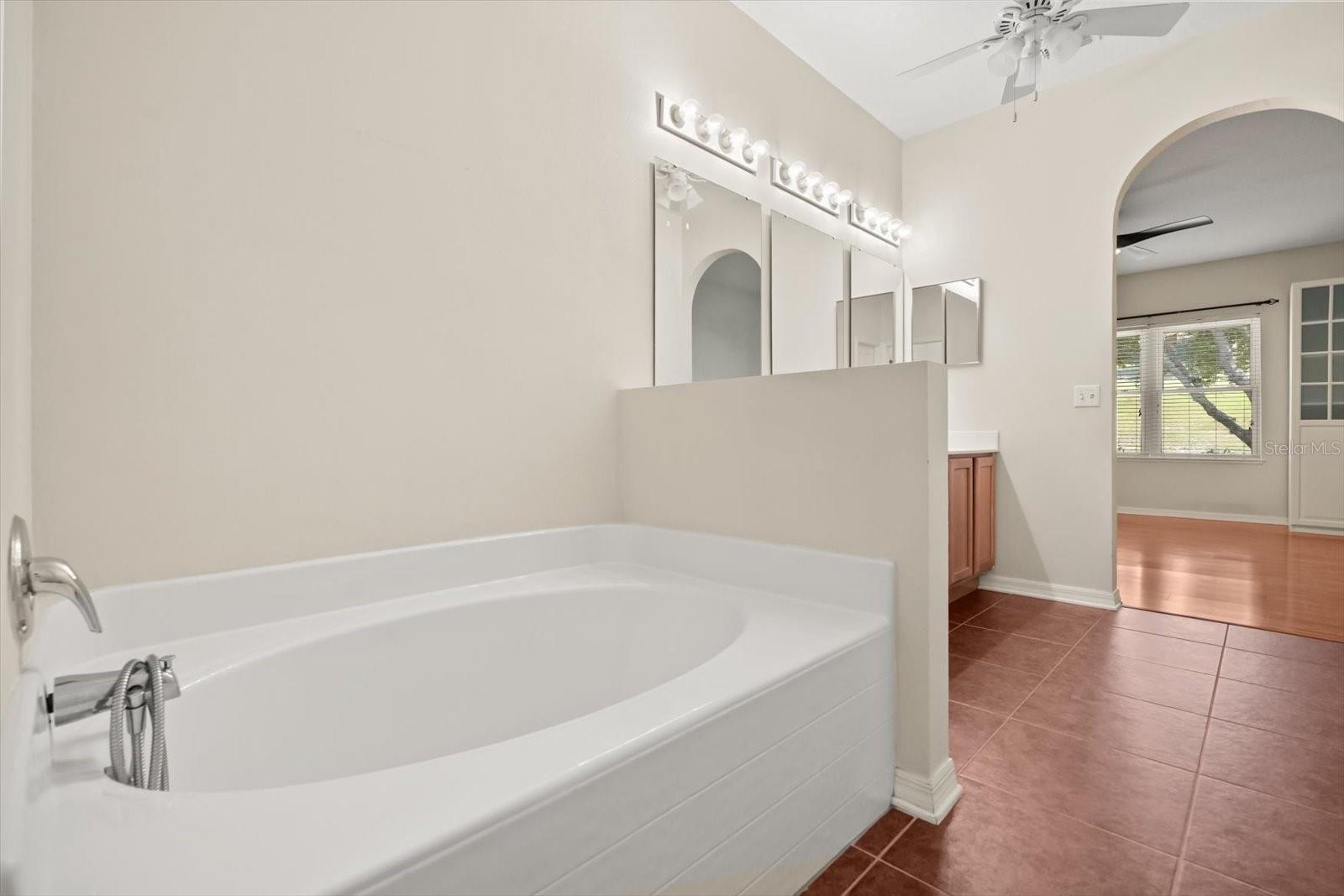 Image 23 of 34 For 872 Marietta Lane