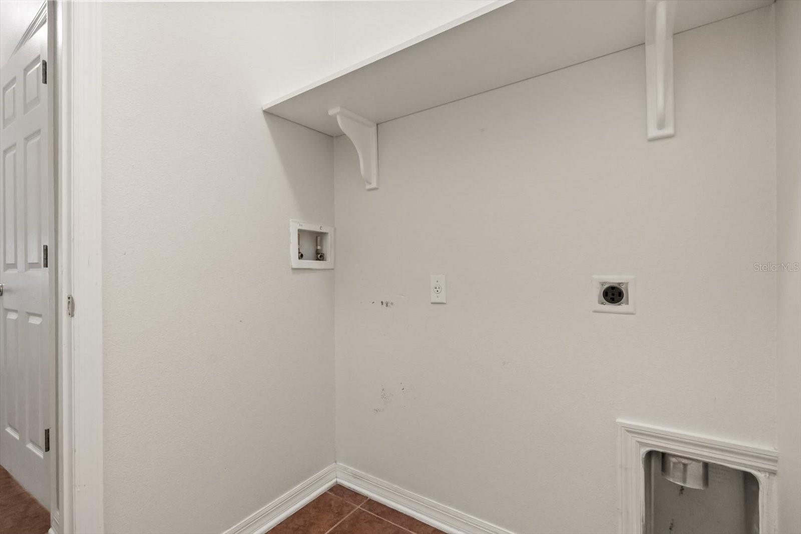 Image 27 of 34 For 872 Marietta Lane