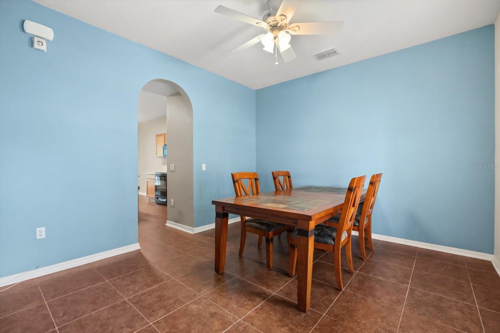 Image 4 of 34 For 872 Marietta Lane