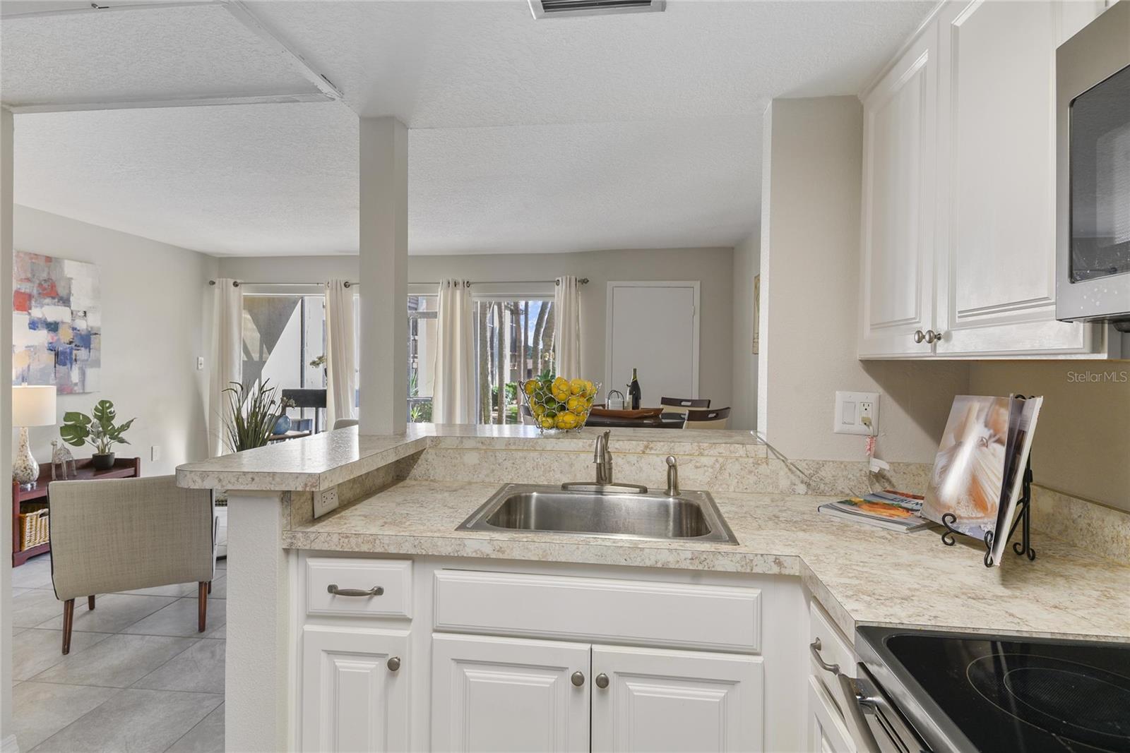 Image 14 of 28 For 598 Orange Drive 157