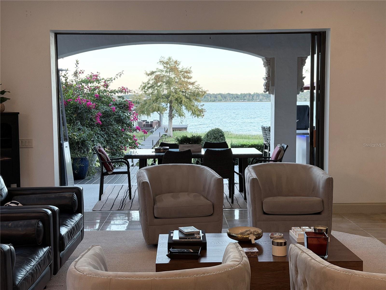 Image 25 of 76 For 1016 Juliette Boulevard