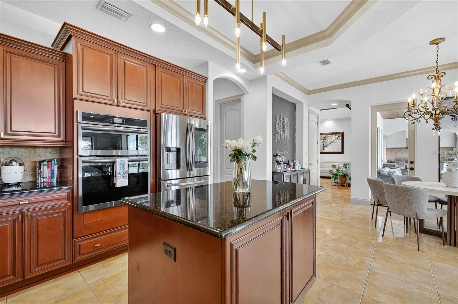 Image 29 of 76 For 1016 Juliette Boulevard