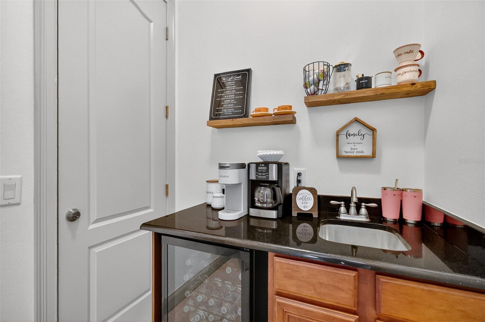 Image 46 of 76 For 1016 Juliette Boulevard