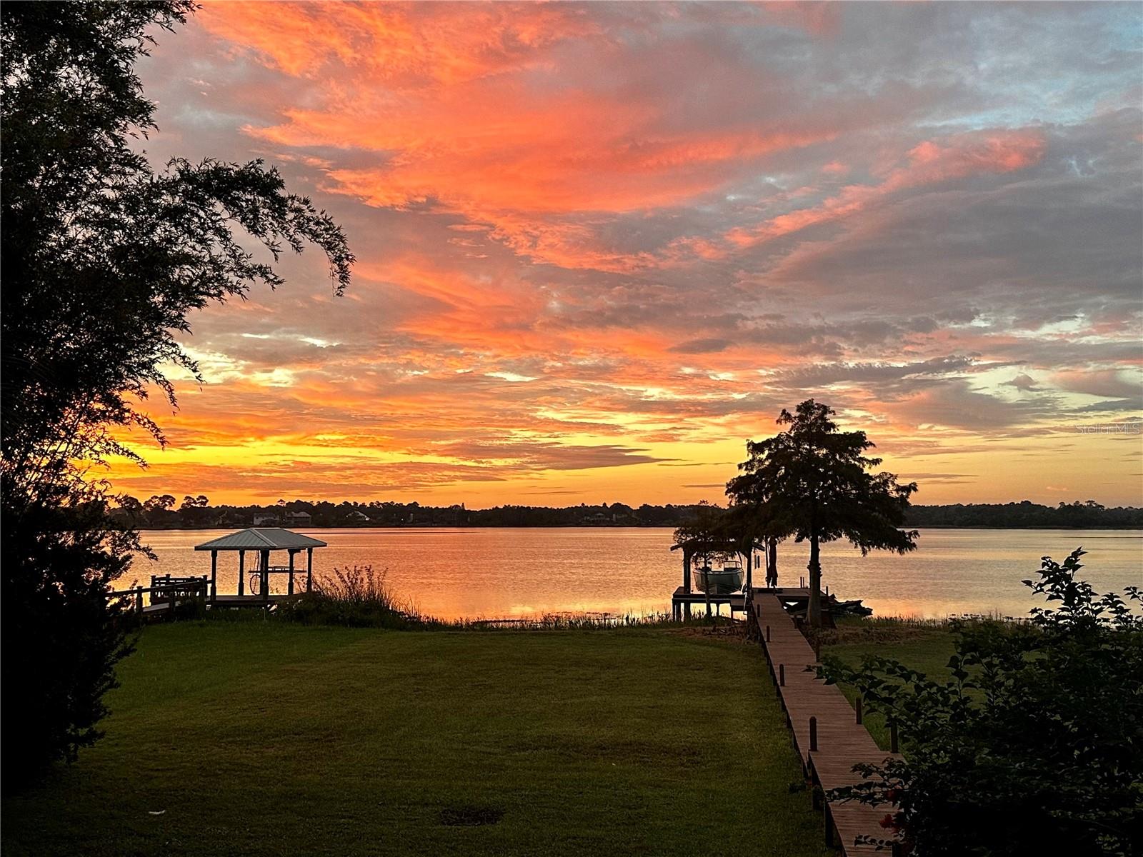 Image 5 of 76 For 1016 Juliette Boulevard