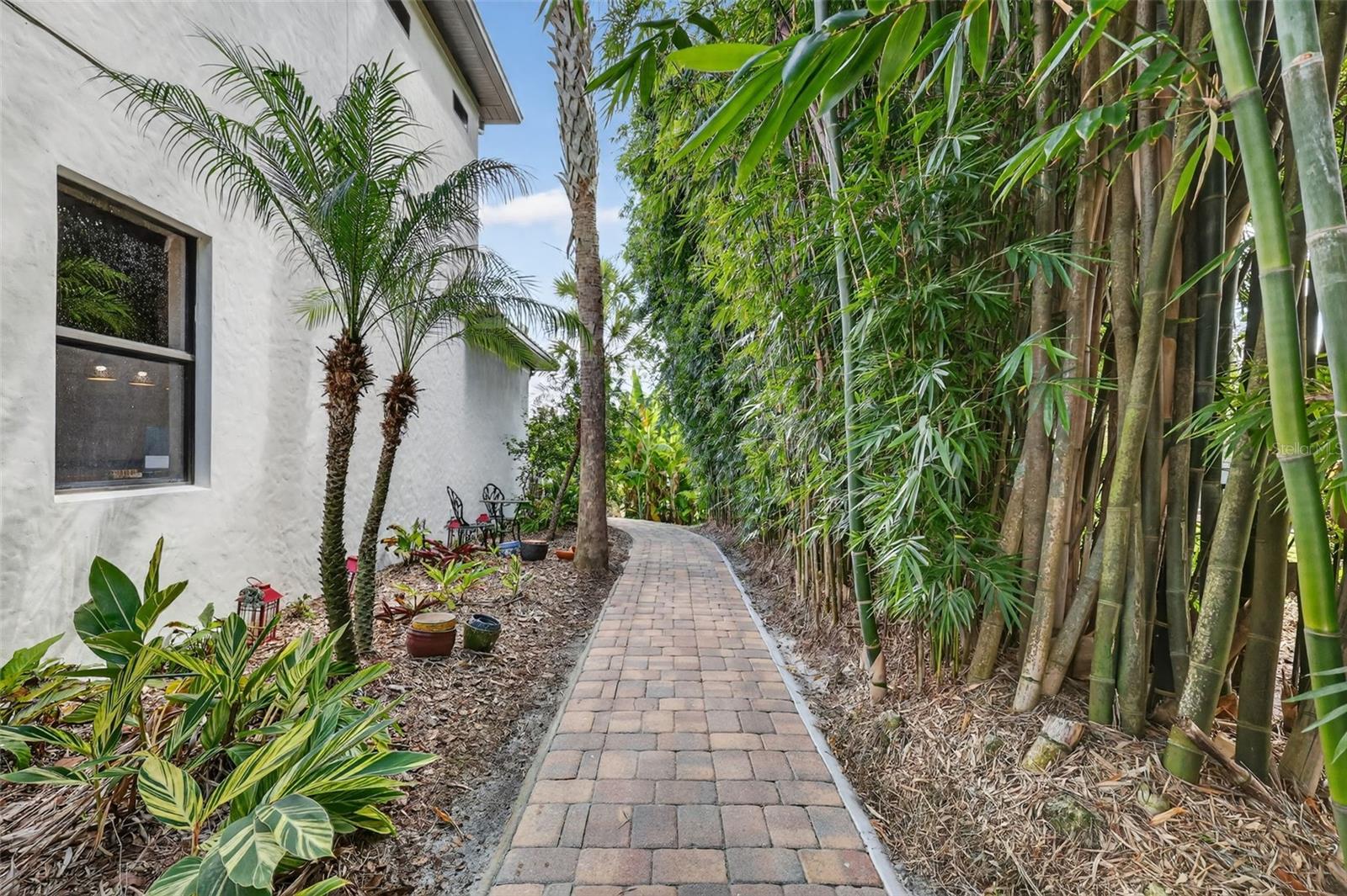 Image 68 of 76 For 1016 Juliette Boulevard