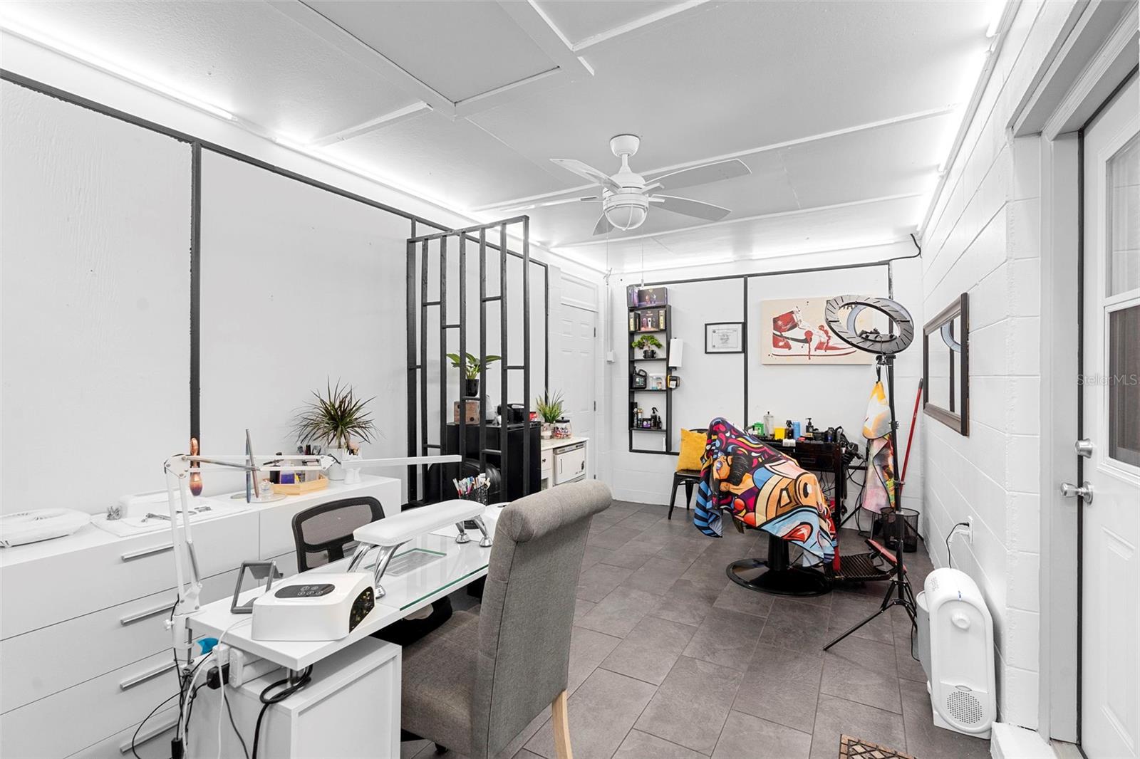 Image 29 of 36 For 1 Palm Street