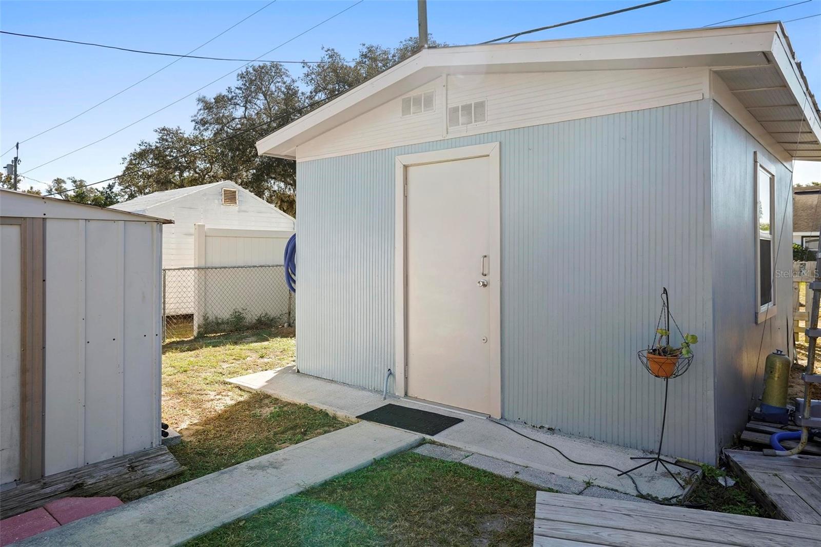 Image 32 of 36 For 1 Palm Street