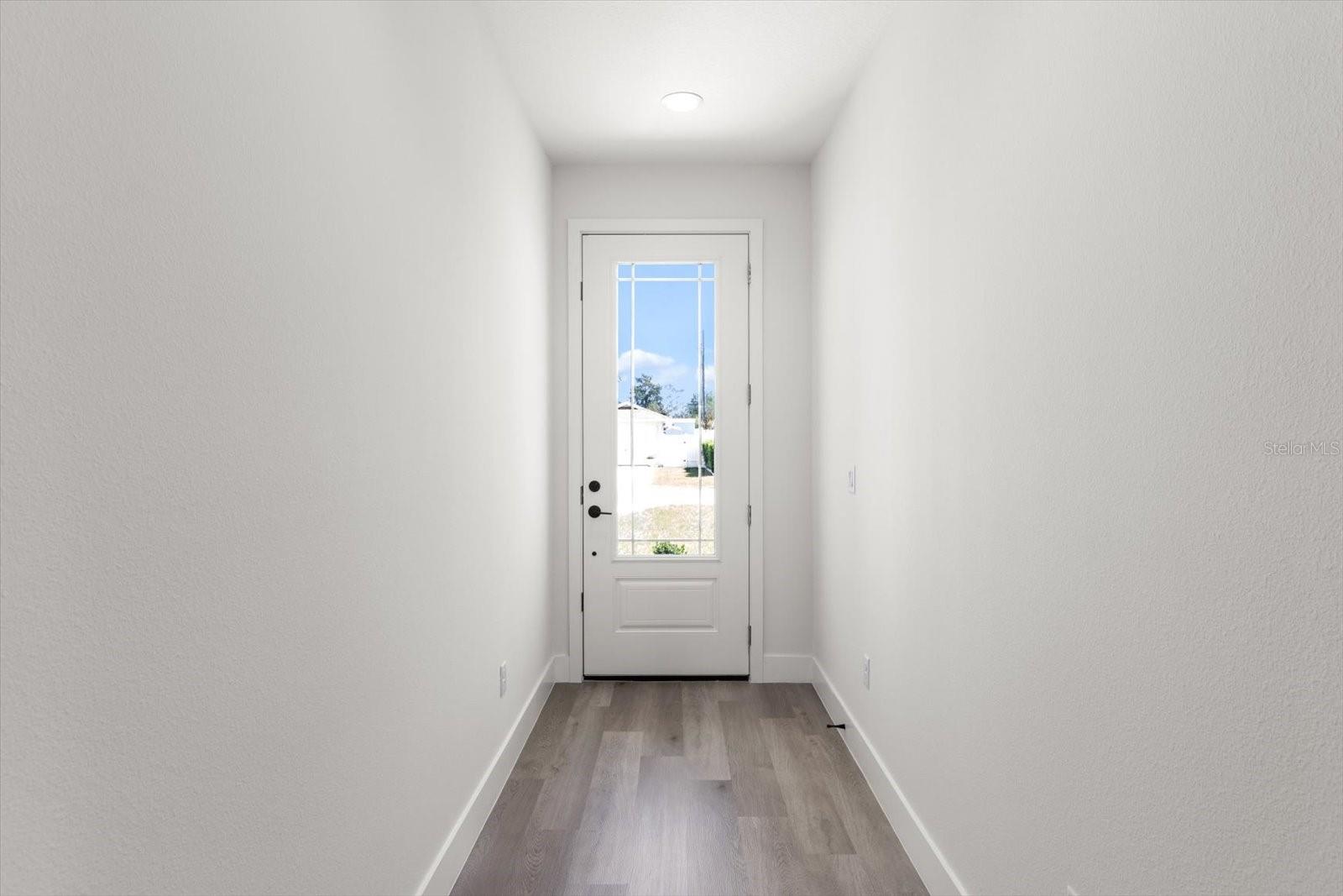 Image 6 of 42 For 14422 32nd Terrace Road