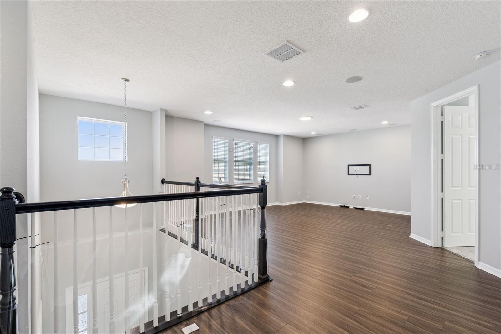 Image 15 of 57 For 13900 Lanyard Way