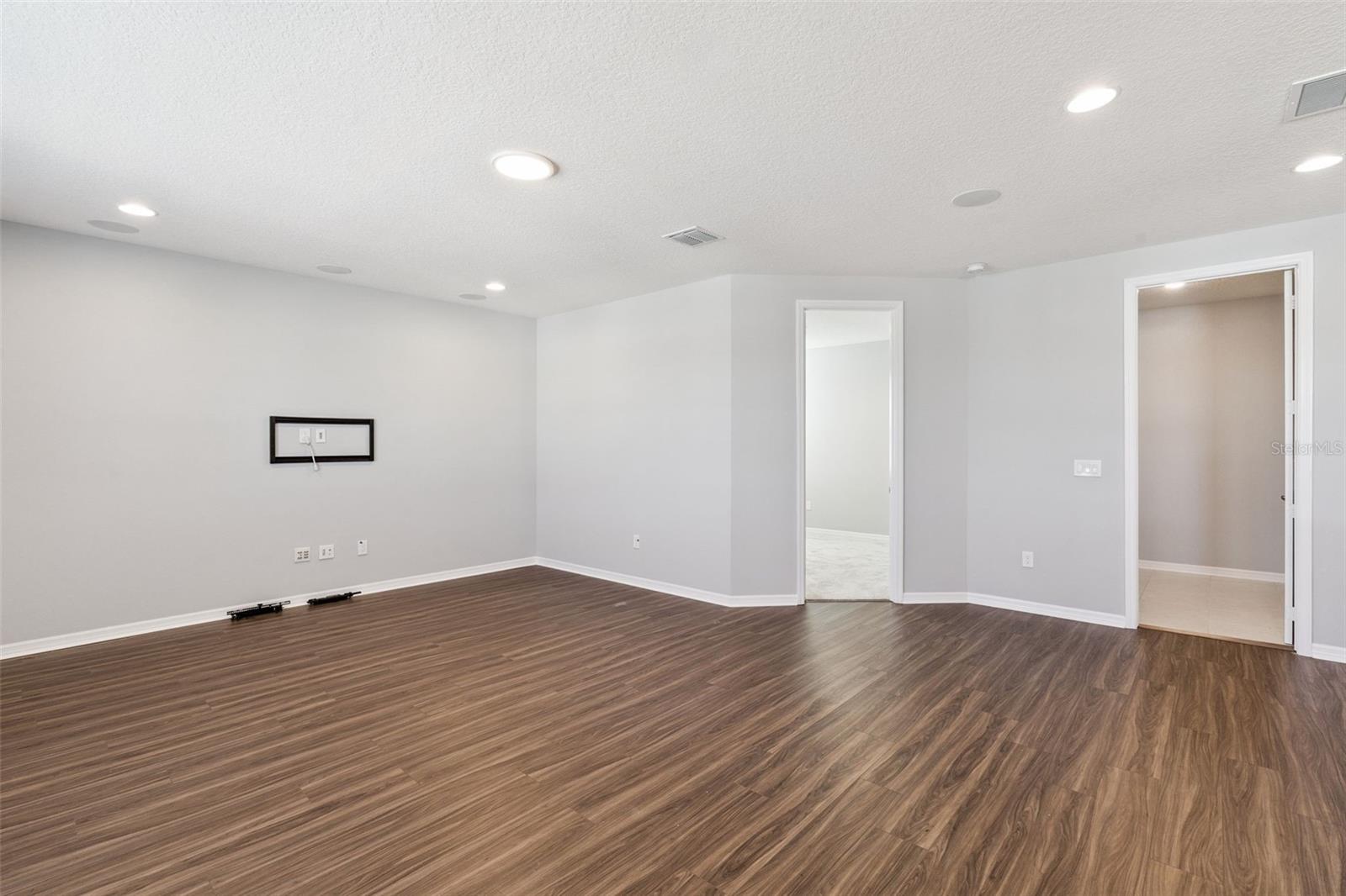 Image 18 of 57 For 13900 Lanyard Way