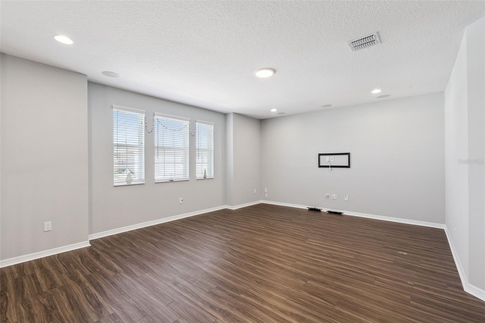 Image 19 of 57 For 13900 Lanyard Way