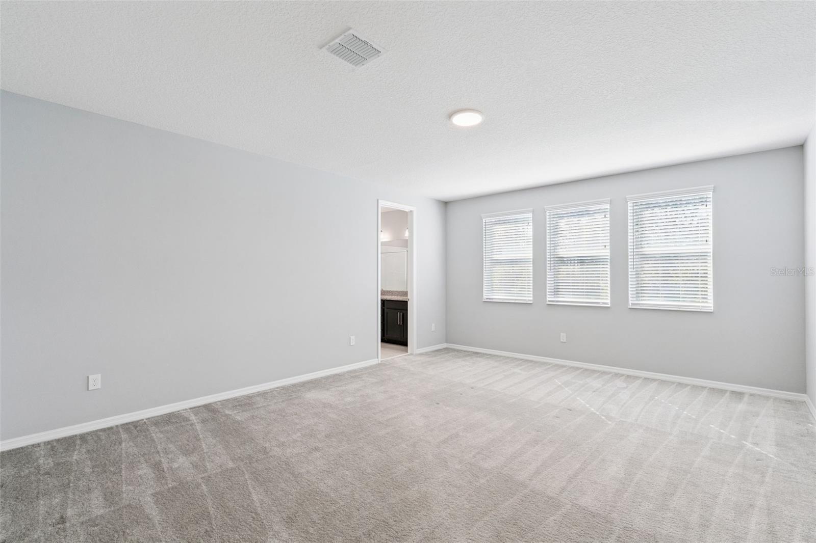 Image 24 of 57 For 13900 Lanyard Way